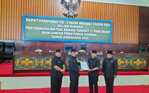 DPRD Mura Terima Usulan Tiga Buah Raperda
