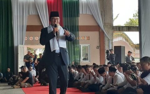 Anies Baswedan Motivasi Mahasiswa STIT Darul Hijrah