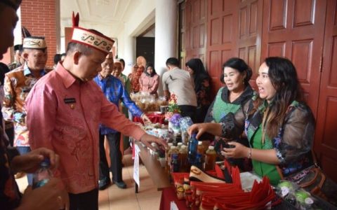 Bupati Ben Brahim Tantang Ibu-Ibu Buat Produk Menarik