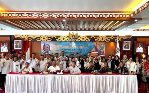 Disdik Mura Tingkatkan Kompetensi MGMP