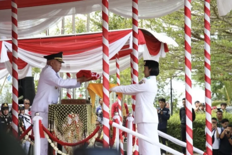 Gubernur Muhidin Serukan Isi Kemerdekaan dengan Aksi Nyata