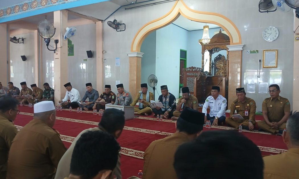Lewat Doa Bersama, Bupati Bartim Ajak Warga Perkuat Persatuan