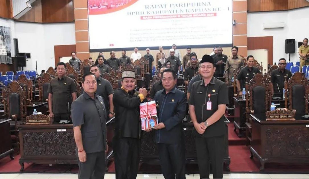 Rancangan Akhir RPJMD 2025–2029 Diserahkan ke DPRD Kapuas