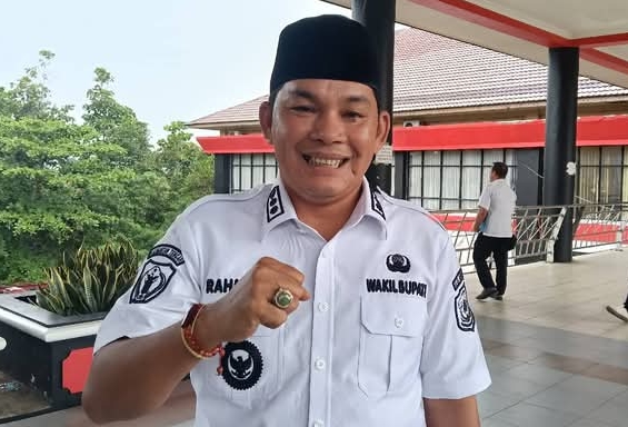Rahmanto Puji Dedikasi Regita Selama Pimpin Disdukcapil