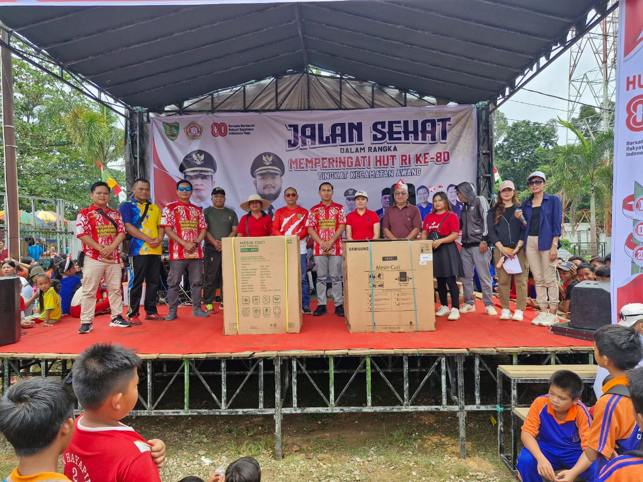 Semarak Kemerdekaan, Jalan Sehat Jadi Pesta Rakyat di Bartim