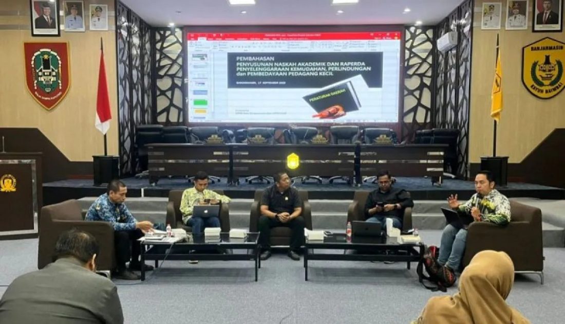 Uji Publik Raperda Sertifikasi Makanan Sehat-Halal Digelar DPRD Banjarmasin