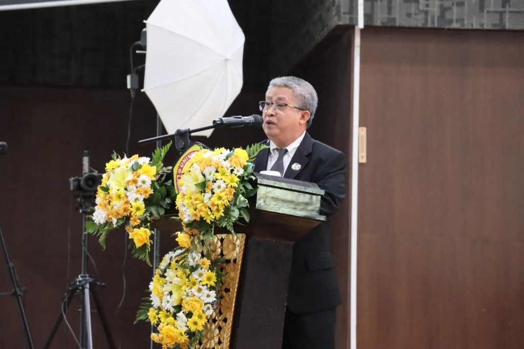 Wisuda ke-125 ULM Luluskan 1.300 Wisudawan dari Berbagai Jenjang Pendidikan