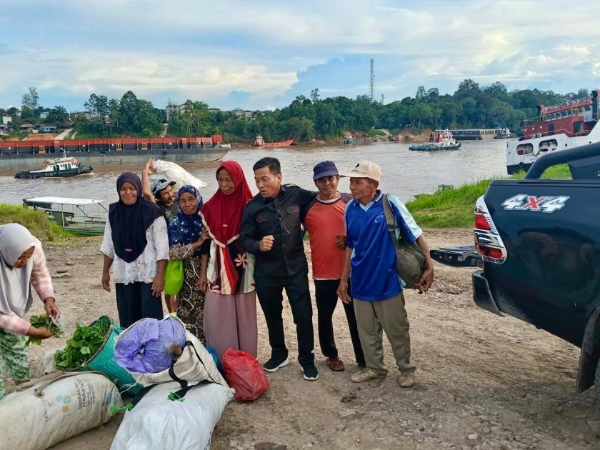 Rumiadi Dikenal Dekat dan Peduli dengan Masyarakat