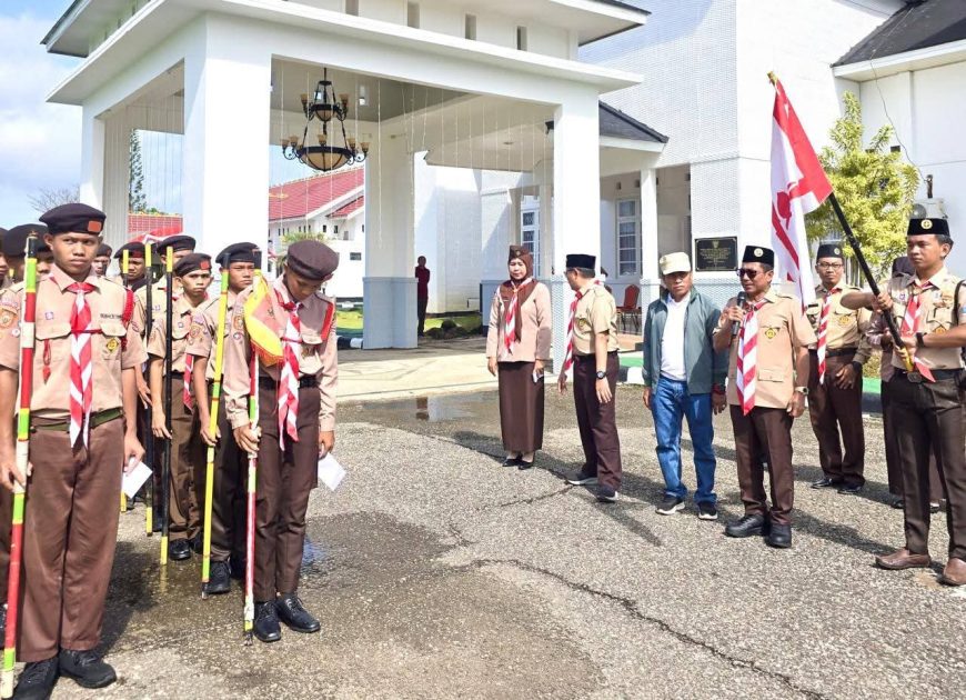 Bupati Murung Raya dan Ketua DPRD Lepas Kontingen Pramuka Ikuti Jambore Daerah Kalteng