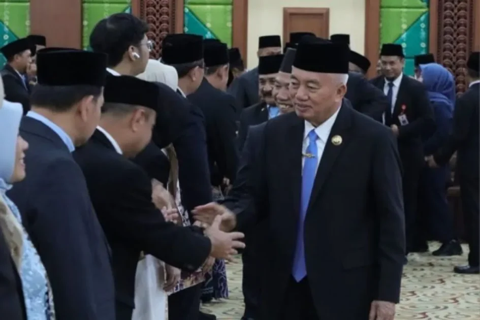 Muhidin Tekankan Kinerja Profesional kepada 11 Pejabat Baru