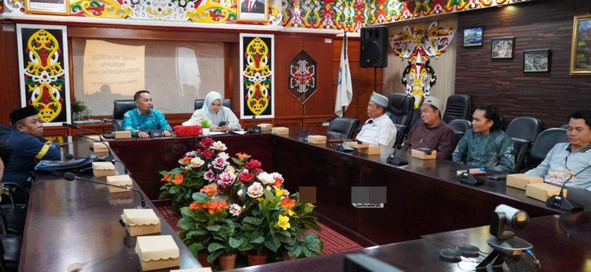 Pemkab Mura Berangkatkan 59 Peserta STQ XII untuk Ibadah Umrah