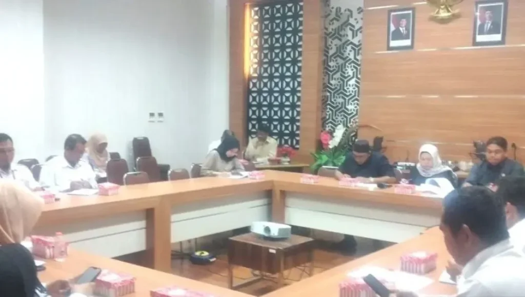Rapat Propemperda 2026, DPRD Batola Tegaskan Komitmen Tuntaskan 24 Raperda