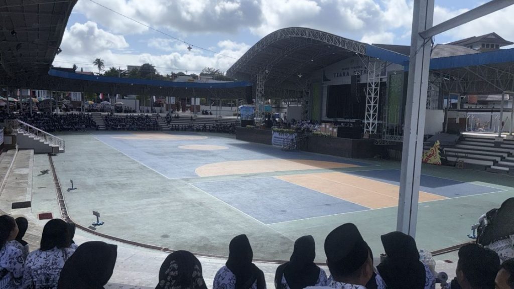 Shalahuddin : Guru Pilar Peradaban, Terus Jadi Cahaya Bangsa