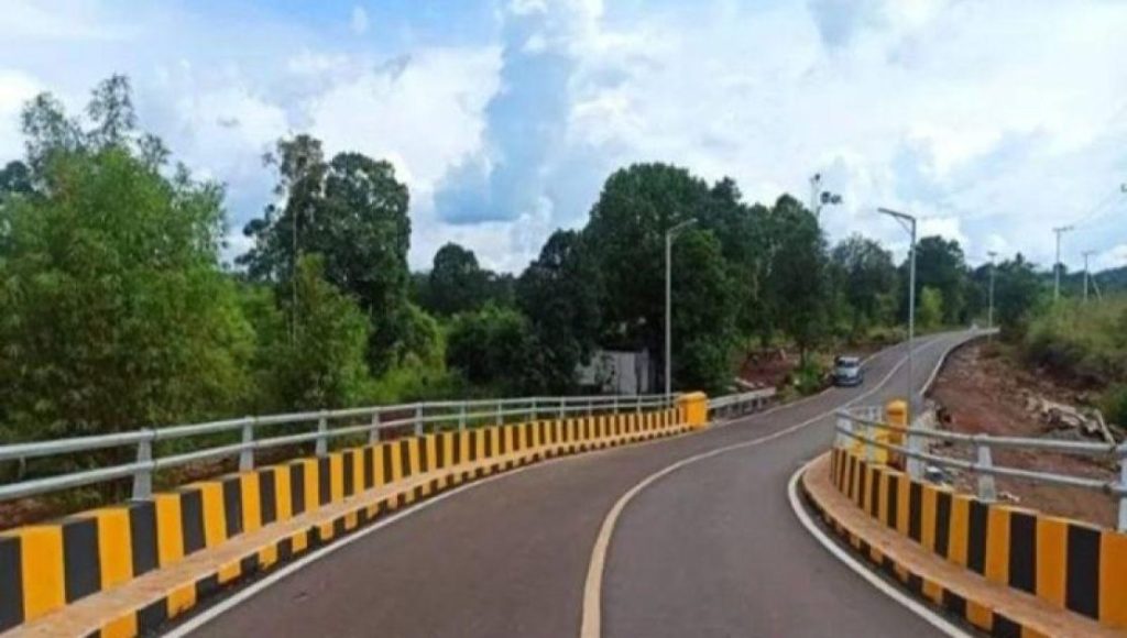 Proyek Jalan Lintas Tengah Kalsel Masuk Fase Kunci