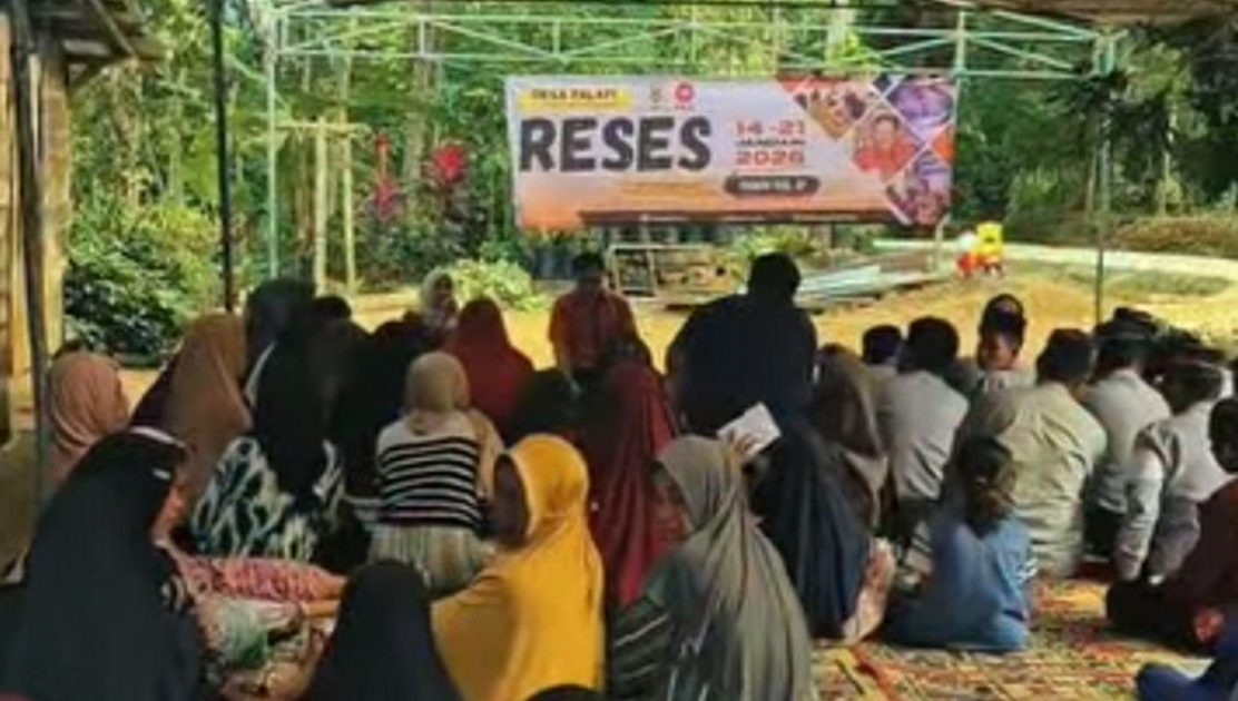 Warga Tabalong Curhat Aspirasi ke Firman Yusi