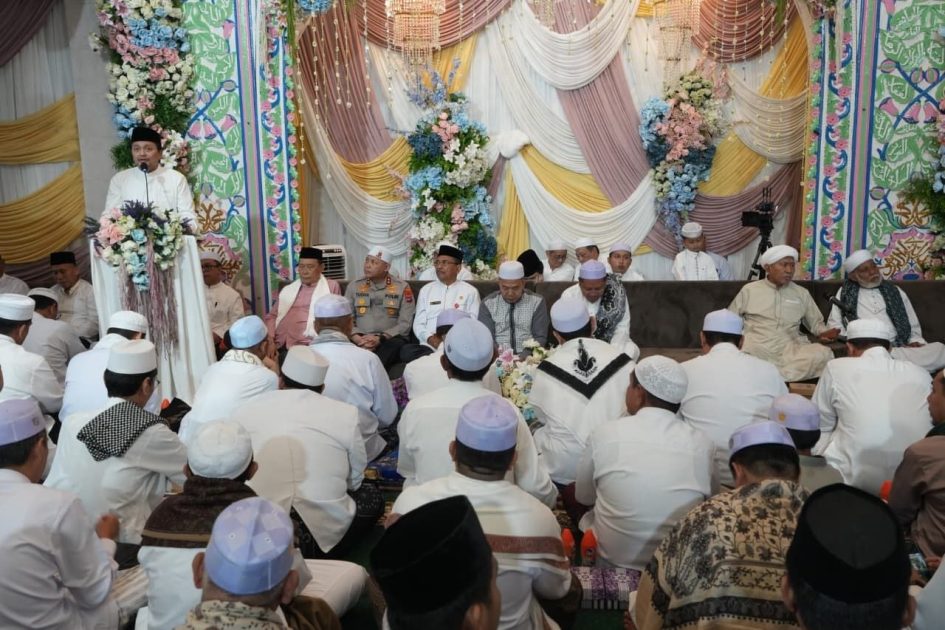 Ribuan Jemaah Hadiri Haul Datu Kalampayan