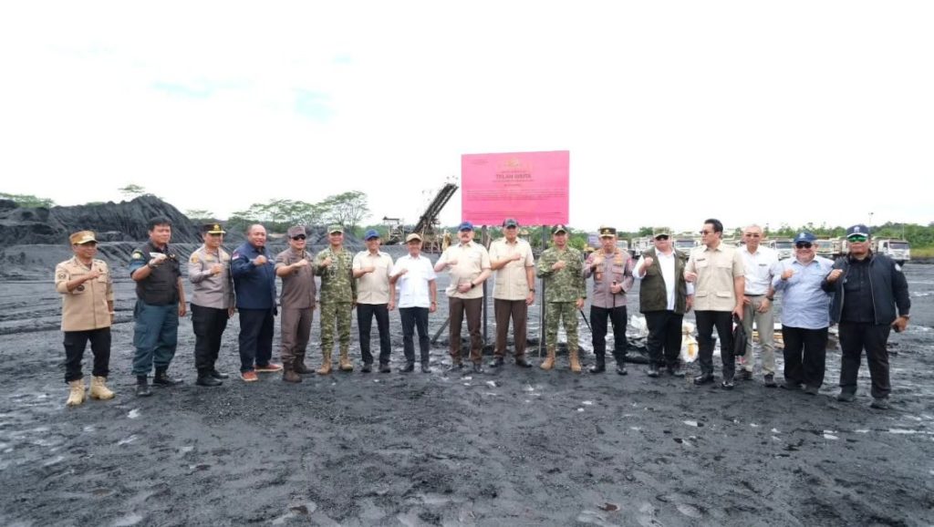 Bupati dan Wakil Bupati Murung Raya Sambut Kunker Menhan di Lokasi PT AKT