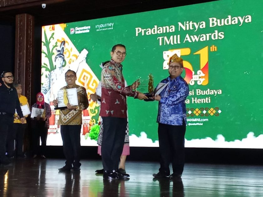 Anjungan Kalsel Jadi Terbaik Nasional di Ajang TMII Awards 2026