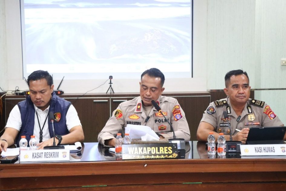Polres Bartim Ungkap Dua Kasus Pencurian Dalam Konferensi Pers