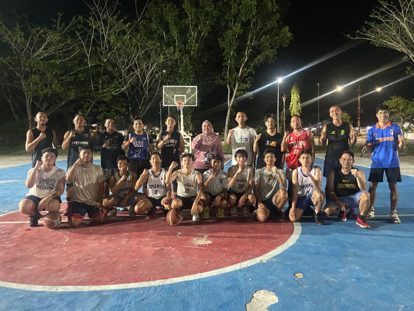 Dina Maulidah Tinjau Persiapan Tim Basket Putra Murung Raya Menuju Porprov Kalteng 2026