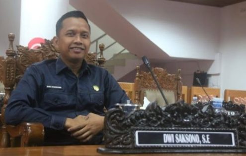 Dwi Saksono Ajak Warga Jaga Kebersihan Pasar Ramadan