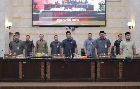DPRD Kalsel Setujui Raperda APBD dengan Banyak Catatan