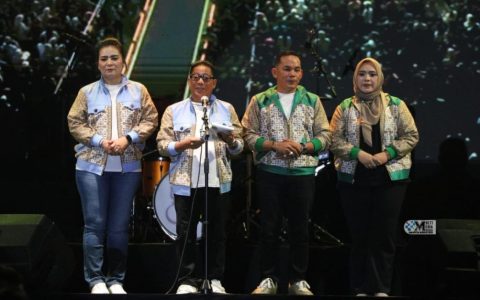 Malam Puncak HUT ke-24 Tahun Kabupaten Murung Raya Meriah, Ribuan Warga Padati Stadion Willy M. Yoseph