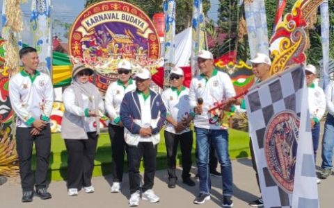 Dina Maulidah: Karnaval Budaya Jadi Momentum Lestarikan Identitas dan Persatuan Masyarakat Murung Raya