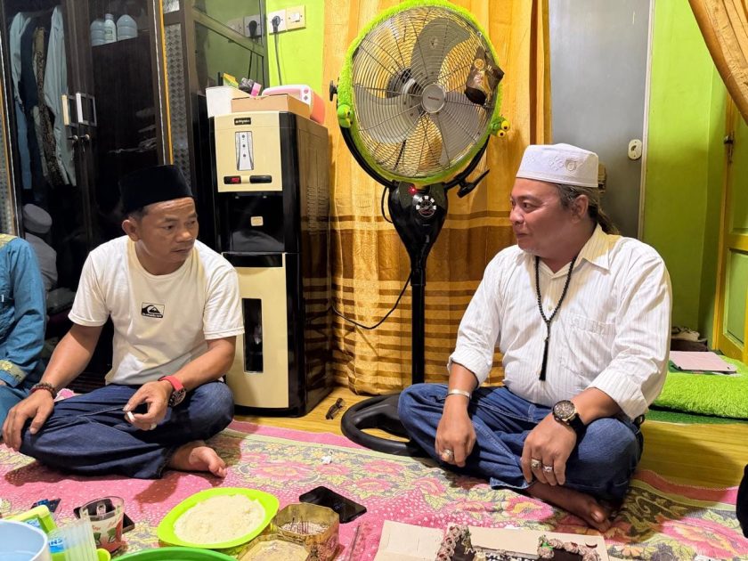 Mengubah Nasib Dari Penyadap Karet ke Jurnalistik