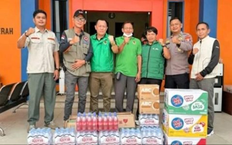 Johansyah Salurkan Sembako untuk Tim Penanganan Karhutla Murung Raya