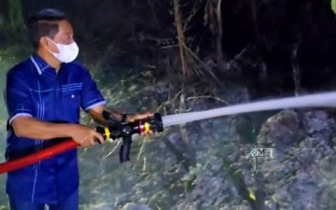 Bupati Heriyus Pantau Langsung Karhutla di Tanah Siang, Utamakan Keselamatan Petugas