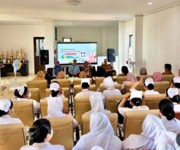 Orientasi di RSUD Kapuas Membuka Langkah Mahasiswi Kebidanan