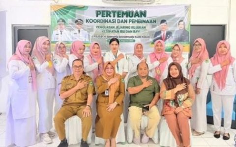 Perkuat Layanan Ibu dan Bayi RSUD Kapuas Gelar Pembinaan