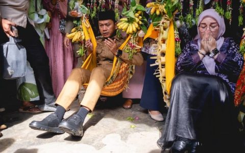 500 Peserta Meriahkan Baayun Maulid di Masjid Bersejarah
