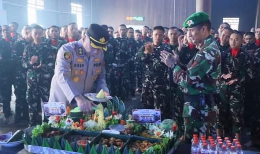 HUT TNI Ke 81, Polres Murung Raya Beri Kejutan Kepada Yonif TP 883/Temanggung Awan, Wujud Sinergi TNI-Polri Semakin Solid