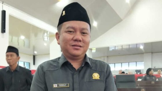 Sutrisno Dorong Pemkab Murung Raya Kembangkan Potensi Wisata Pasir Putih dan Air Terjun Tosah